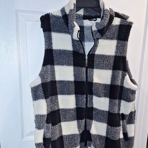 Maurices Monochrome Plaid Fleece Vest